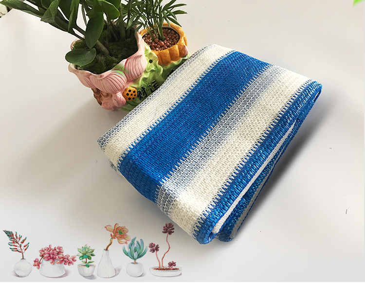 藍(lán)加白包邊透氣遮陽(yáng)網(wǎng)